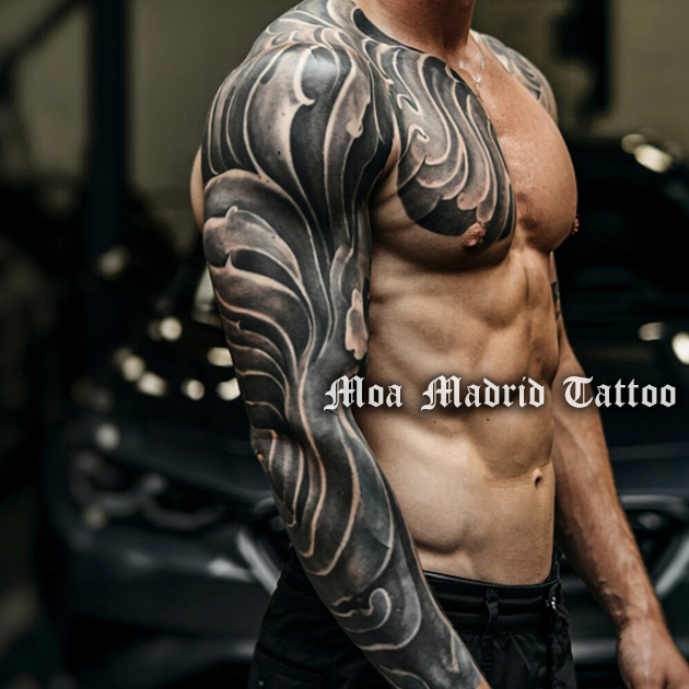 Tatuaje IA de brazo entero en el pectoral