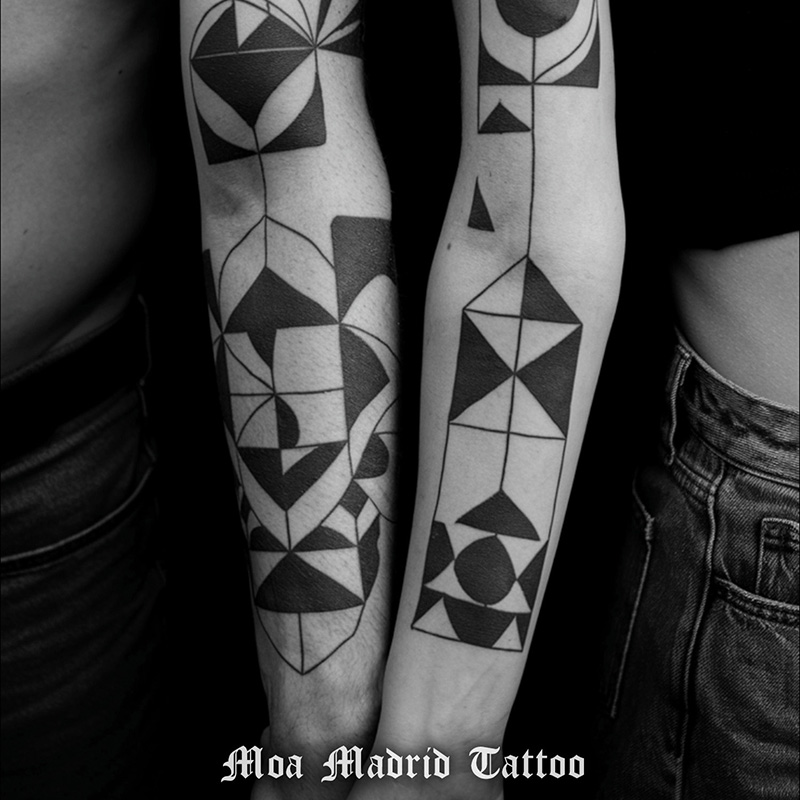 Tatuajes IA abstractos brazos para hombre y mujer